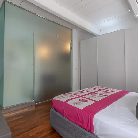 Appartement Center Bi-level Beauty *