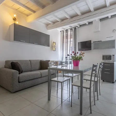 Center Bi-level Beauty Appartement