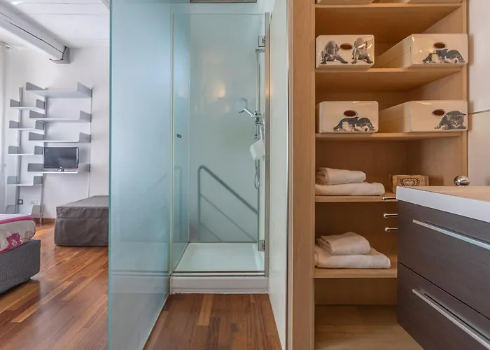 公寓 Guesthost - Center Bi-level Beauty 费拉拉