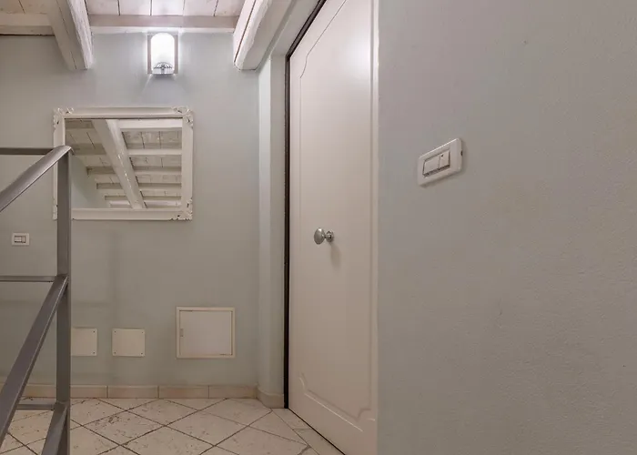 公寓 Guesthost - Center Bi-level Beauty 费拉拉