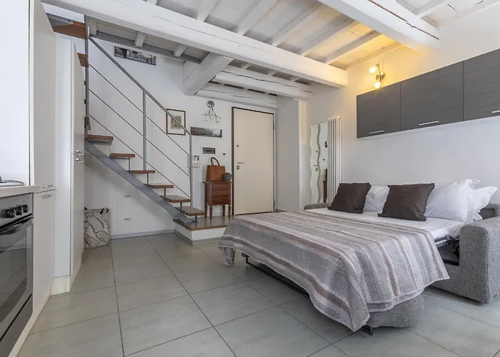 Guesthost - Center Bi-level Beauty Διαμέρισμα